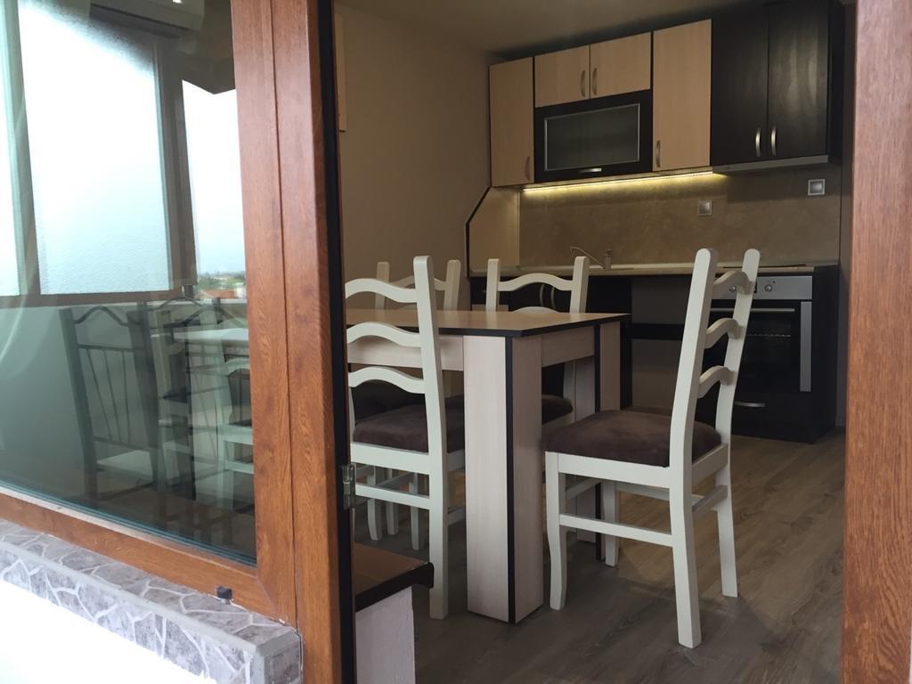 Bora Apartment Sandanski Rom bilde